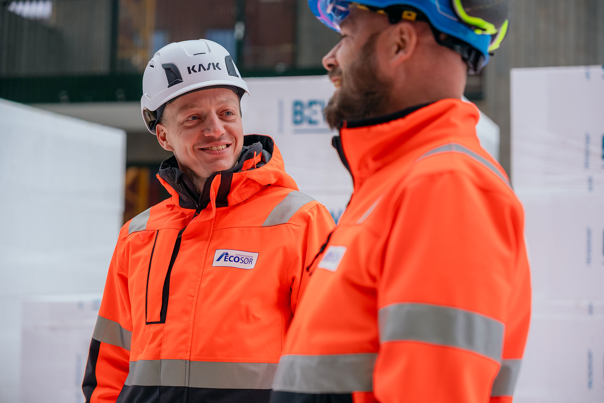 ansatte-pa-byggeplass-ecosor-6